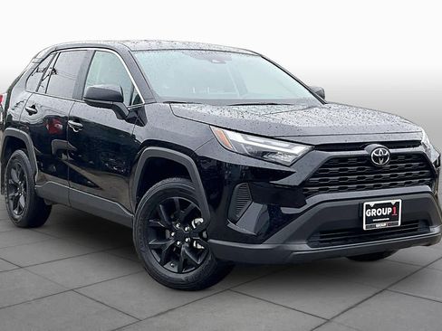 Used 2025 Toyota RAV4 LE FWD image 3