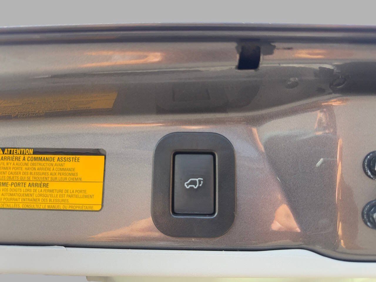 Used 2013 Toyota Sienna Limited w/ Premium Pkg FWD image 28