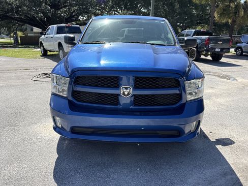 Used 2018 RAM 1500 Express RWD image 8