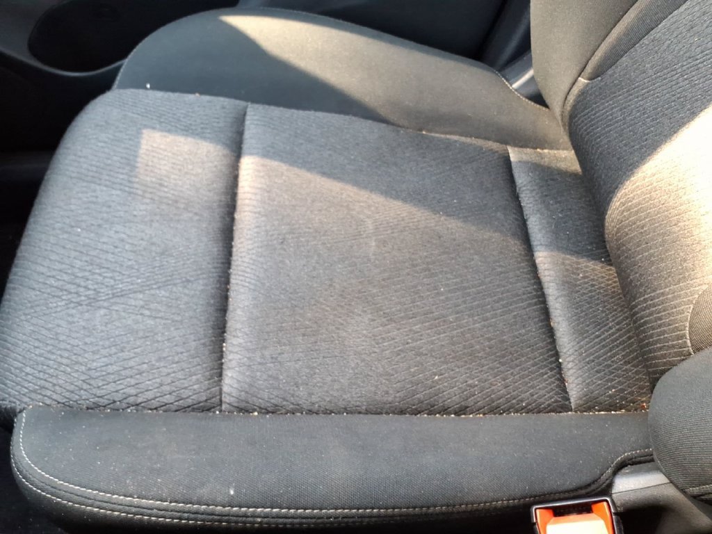 Used 2024 Nissan Rogue SV AWD/4WD image 23