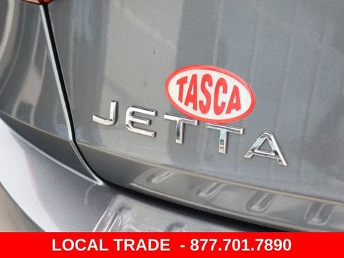 Used 2024 Volkswagen Jetta SE FWD image 8