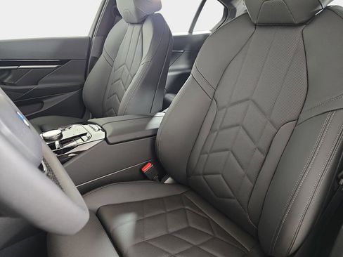 New 2026 BMW 530i xDrive 530i xDrive w/ Premium Package image 15