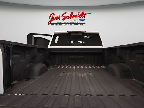 Used 2025 GMC Sierra 3500 Denali w/ Denali Reserve Package AWD/4WD image 38