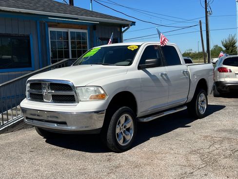 Used 2009 Dodge Ram 1500 Truck SLT RWD image 2
