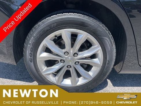 Used 2020 Chevrolet Malibu LT FWD image 36