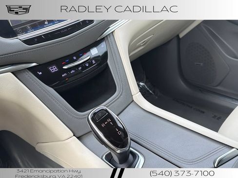 Used 2019 Cadillac XT5 Luxury FWD image 10
