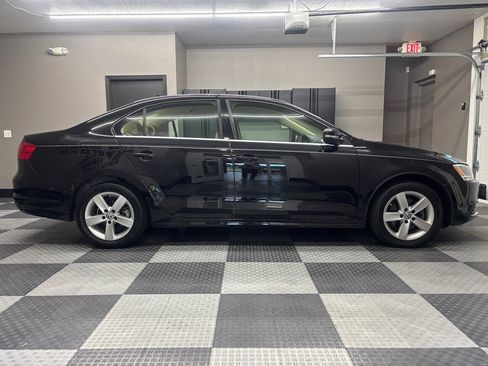 Used 2014 Volkswagen Jetta TDI FWD image 6