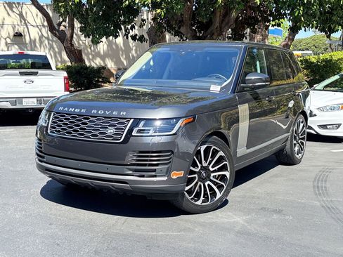 Used 2020 Land Rover Range Rover HSE image 1