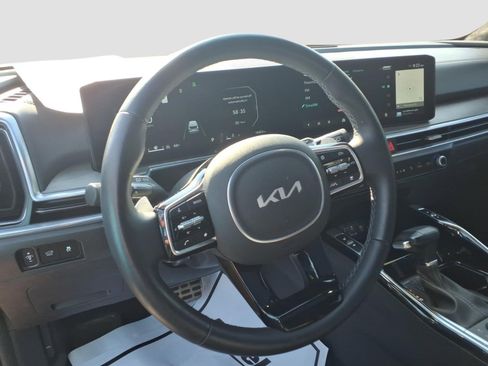 Used 2025 Kia Sorento SX Prestige AWD/4WD image 12