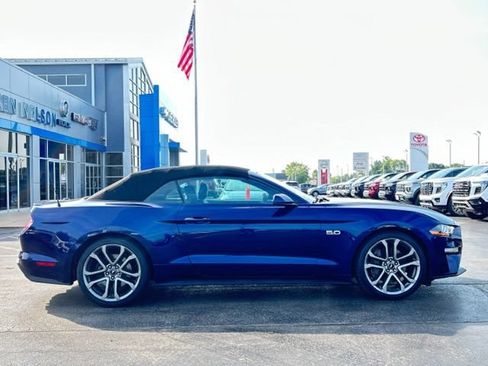 Used 2018 Ford Mustang GT Premium w/ Equipment Group 401A RWD image 11
