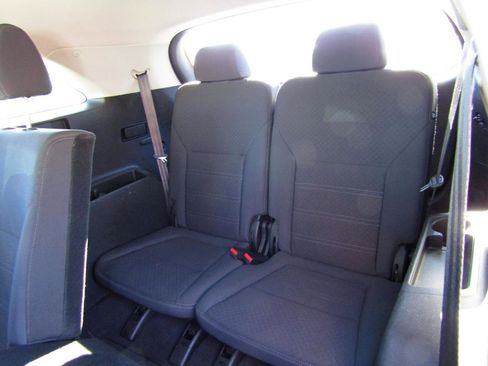 Used 2017 Kia Sorento AWD image 21
