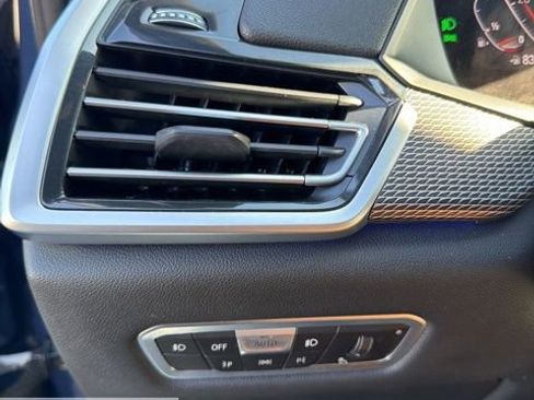 Used 2019 BMW X5 xDrive50i w/ M Sport Package image 58