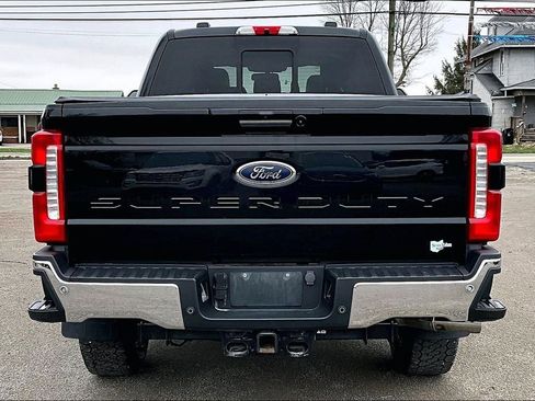 Used 2024 Ford F350 Lariat w/ Chrome Package image 8