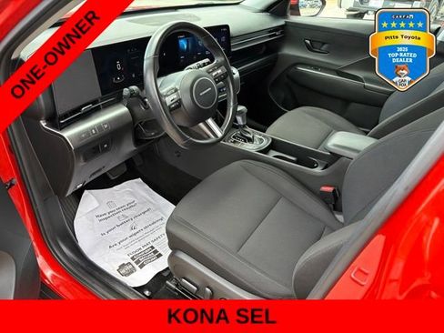 Used 2025 Hyundai Kona SEL FWD image 13