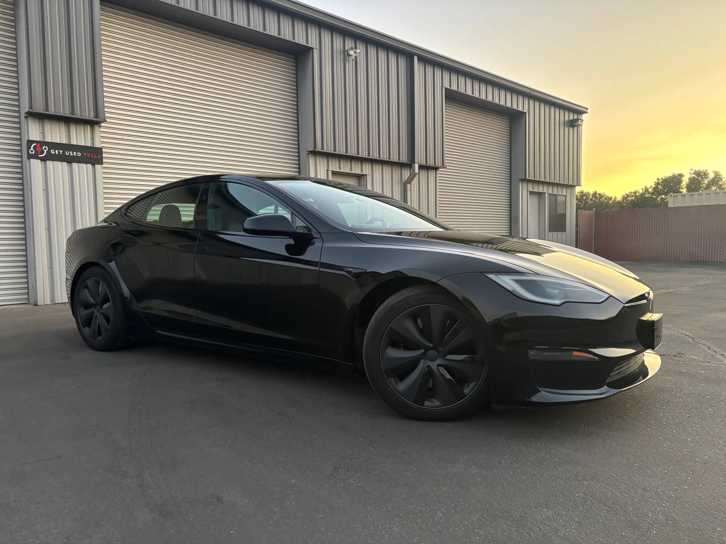 Used 2023 Tesla Model S Standard Range AWD/4WD image 2