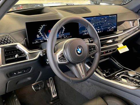 New 2026 BMW X5 xDrive40i w/ M Sport Package image 8