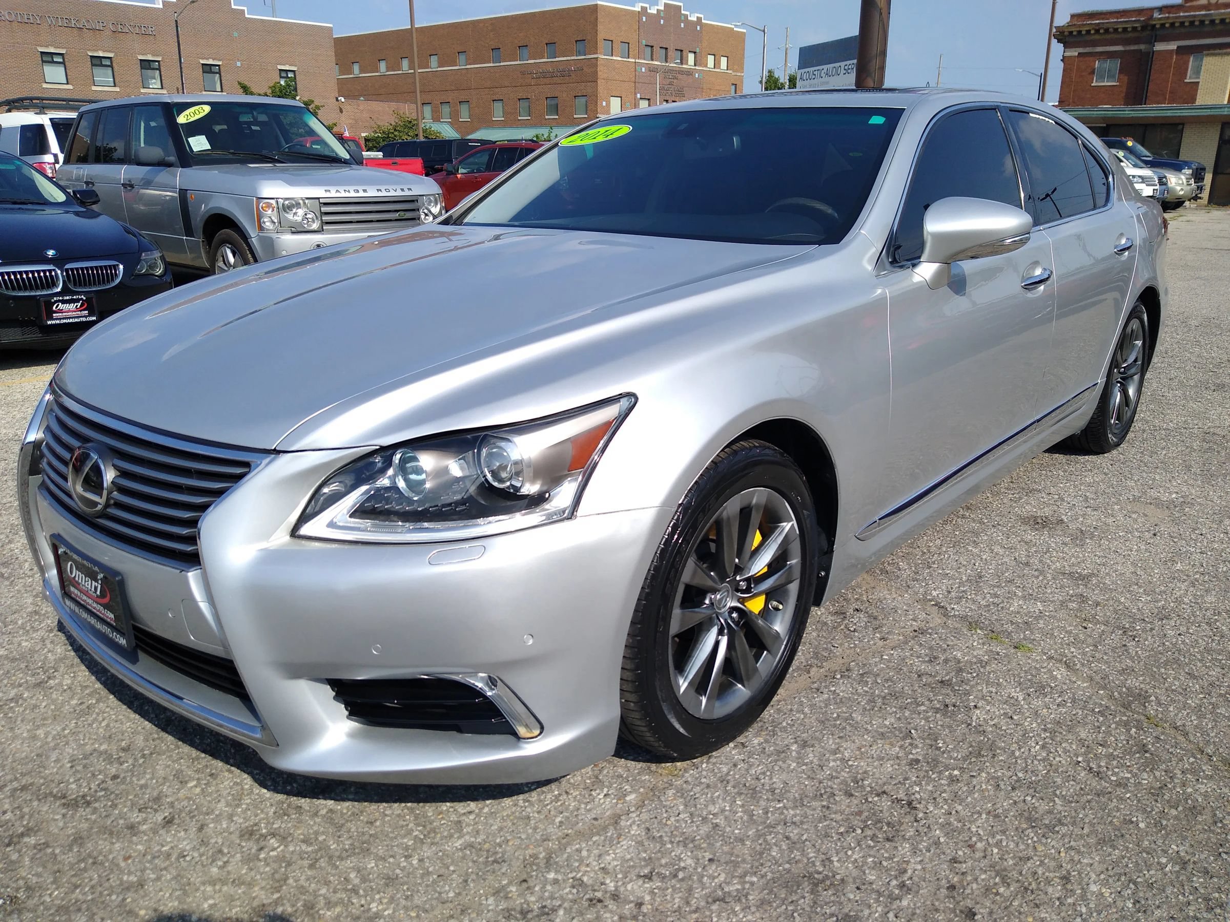 Used 2014 Lexus LS 460 AWD w/ Comfort Package image 3
