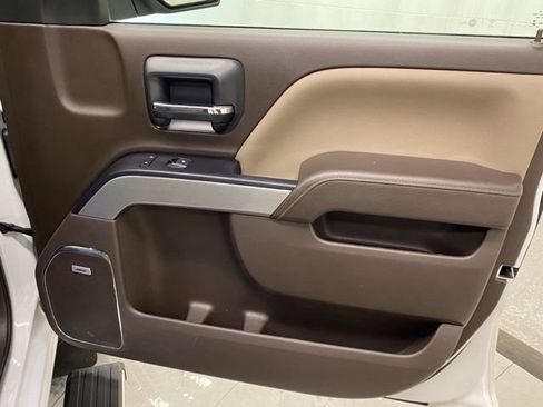 Used 2018 Chevrolet Silverado 1500 LTZ Z71 w/ LTZ Plus Package AWD/4WD image 26