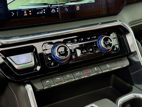 New 2026 GMC Sierra 1500 Denali Ultimate AWD/4WD image 18