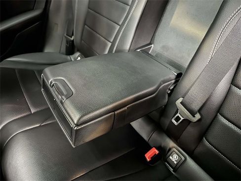 Certified 2022 Mercedes-Benz GLC 300 4MATIC image 19