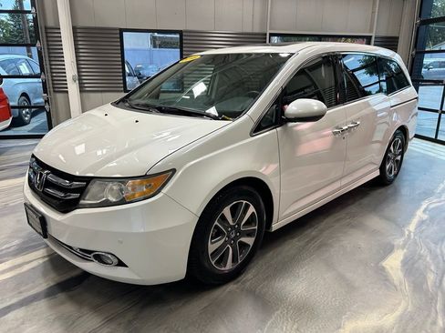Used 2016 Honda Odyssey Touring image 35
