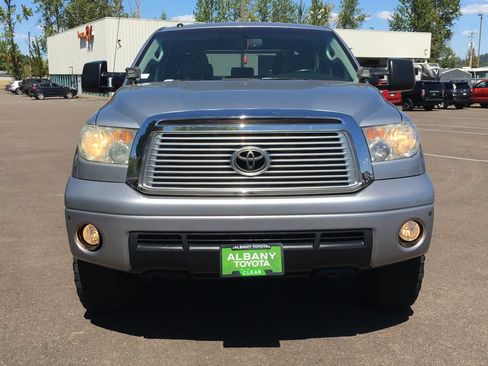 Used 2010 Toyota Tundra Limited AWD/4WD image 12