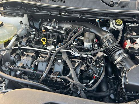 Used 2021 Lincoln Corsair AWD w/ Premium Package image 40