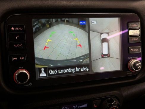 Used 2024 Nissan Kicks SR w/ SR Premium Package FWD image 30