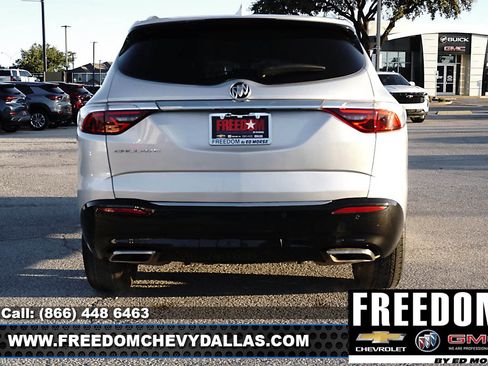 Certified 2022 Buick Enclave Premium image 39