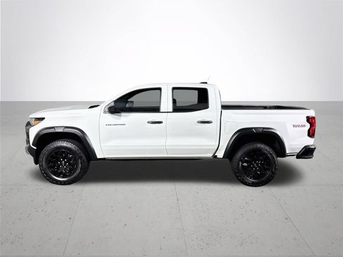 Used 2026 Chevrolet Colorado Trail Boss AWD/4WD image 9