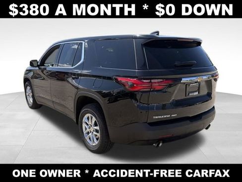 Used 2023 Chevrolet Traverse LS AWD/4WD image 3