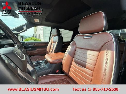 Used 2025 GMC Sierra 1500 Denali Ultimate AWD/4WD image 18