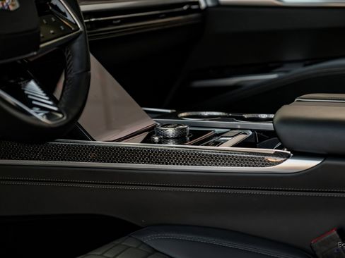 Used 2025 Cadillac Escalade V image 54