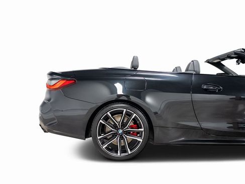 Used 2022 BMW 440i xDrive Convertible w/ Premium Package image 27