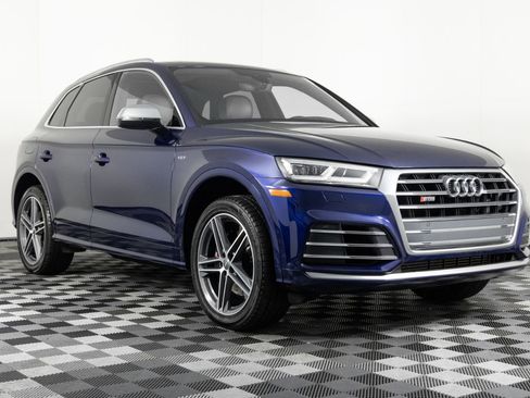 Used 2018 Audi SQ5 Premium Plus w/ Navigation Package image 8
