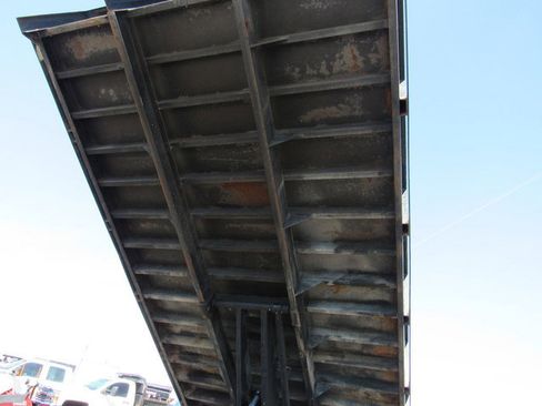 Used 2022 Ford F750 2WD Regular Cab Super Duty image 39