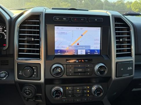 Used 2020 Ford F150 Platinum w/ Equipment Group 701A Luxury AWD/4WD image 20