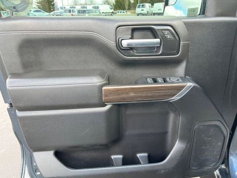 Used 2021 Chevrolet Silverado 1500 LT w/ LPO, Dark Essentials Package AWD/4WD image 15