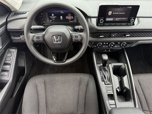 Used 2023 Honda Accord EX image 11