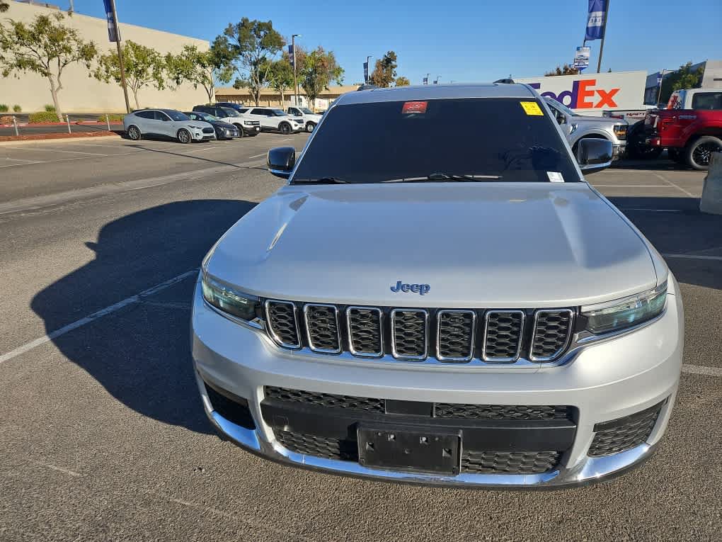 Used 2021 Jeep Grand Cherokee L Limited RWD image 2