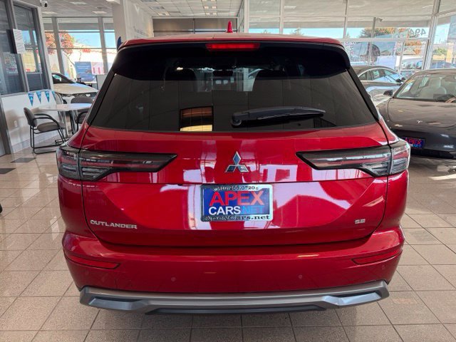 Used 2025 Mitsubishi Outlander SE FWD image 5