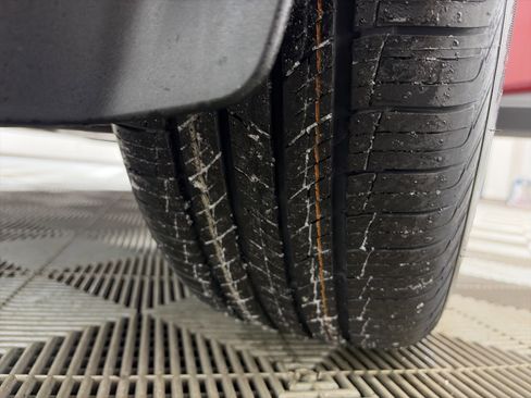 Used 2023 Nissan Rogue SV image 12