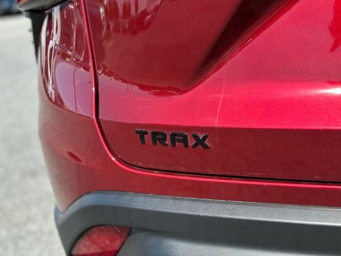 Certified 2024 Chevrolet Trax RS FWD image 39