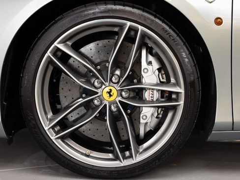Used 2017 Ferrari 488 Spider RWD image 21