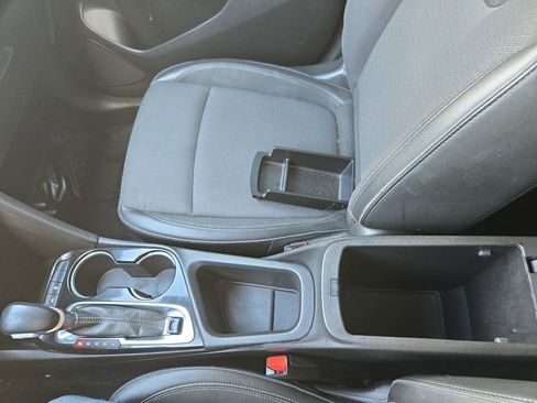 Used 2022 Buick Encore GX Preferred image 25