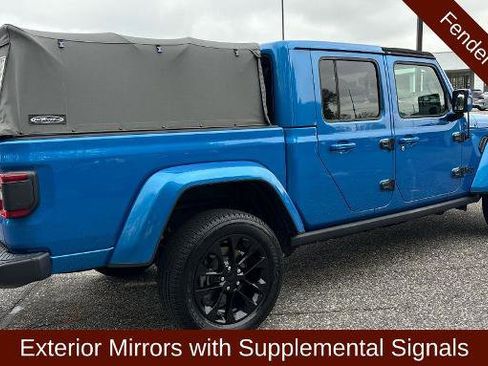Used 2023 Jeep Gladiator Overland AWD/4WD image 15