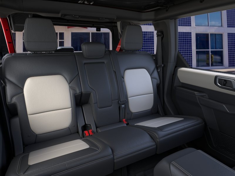 New 2026 Ford Bronco Outer Banks w/ Sasquatch Package AWD/4WD image 12