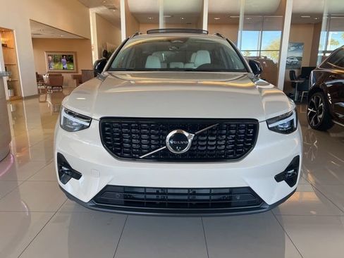 New 2026 Volvo XC40 B5 Ultra w/ Climate Package image 7