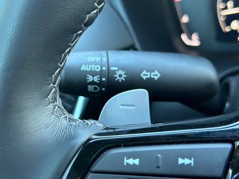 Used 2025 Acura ADX AWD image 32
