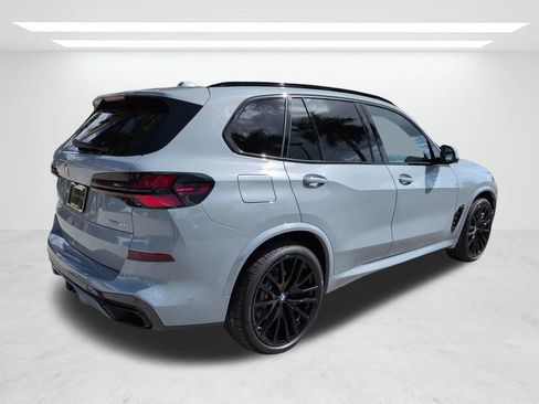 New 2026 BMW X5 xDrive40i w/ Executive Package image 4